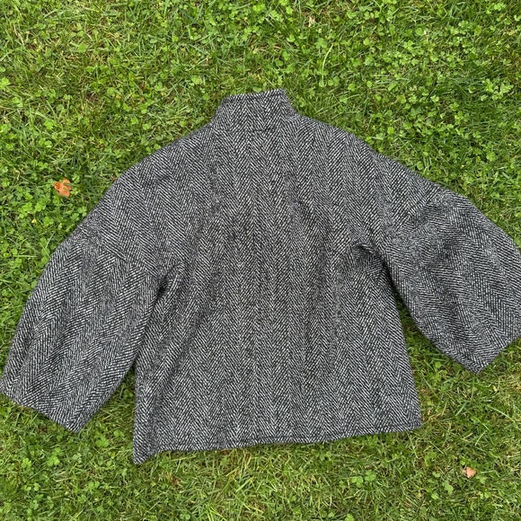 Jacket - Picture 2 of 3